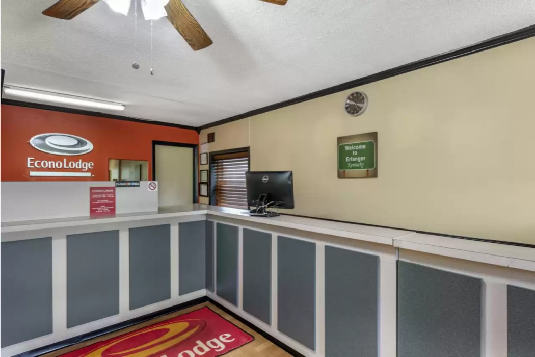 Econo Lodge Erlanger - Cincinnati Airport 2/18