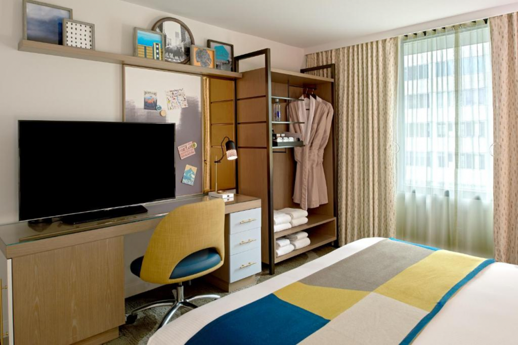 The Hotel Zags Portland 6/48
