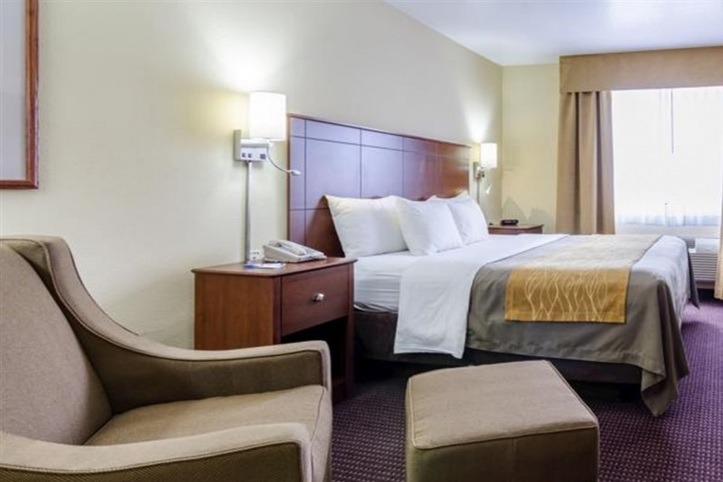 Quality Inn & Suites Colby, KS 12/51