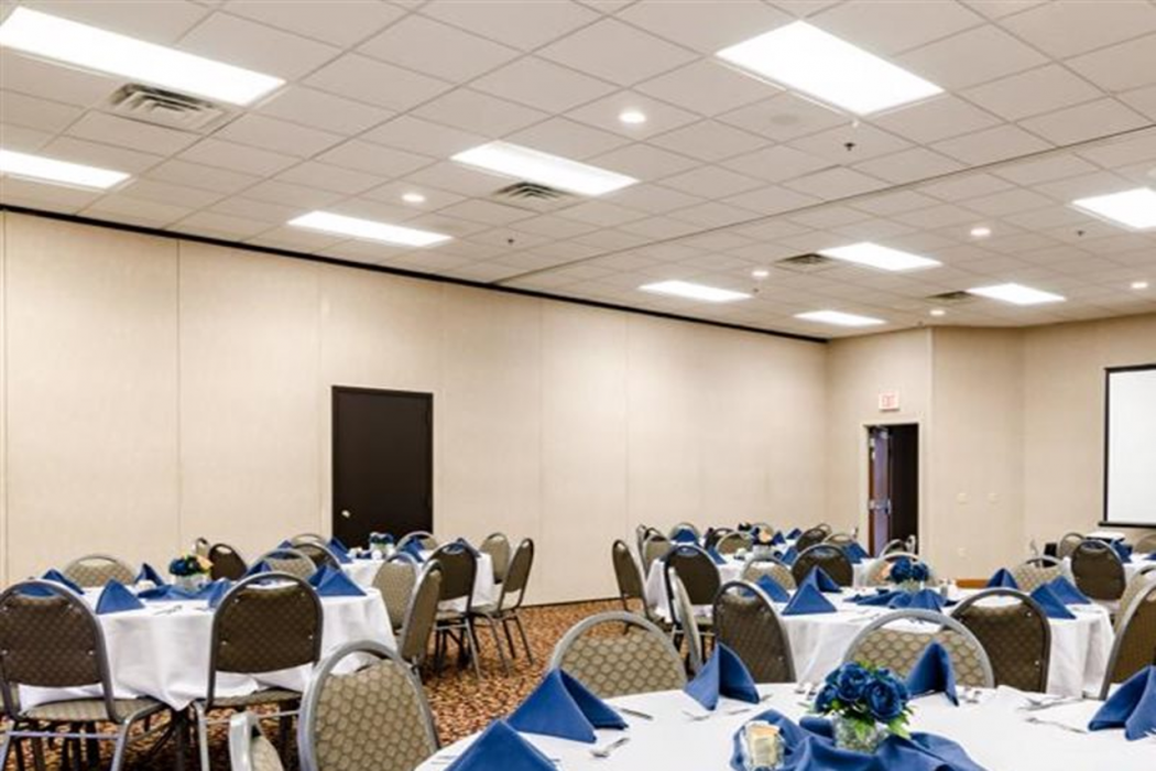 Quality Inn & Suites Colby, KS 15/51