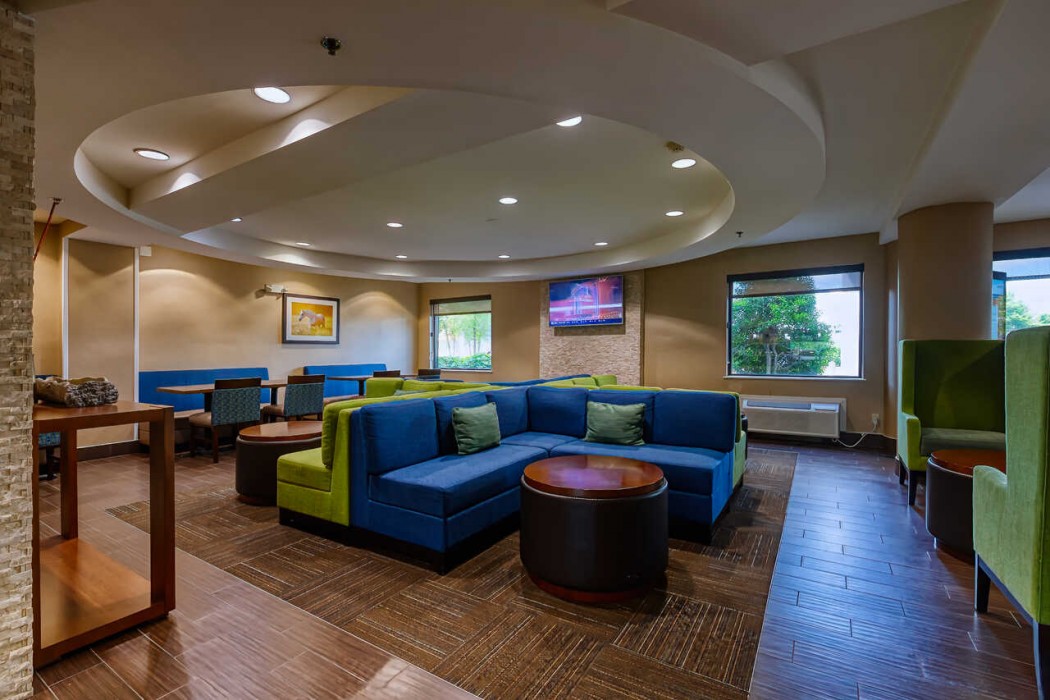 Comfort Inn Shepherdsville - Louisville South 18/24