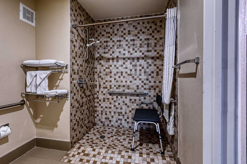 Comfort Inn Shepherdsville - Louisville South 13/24