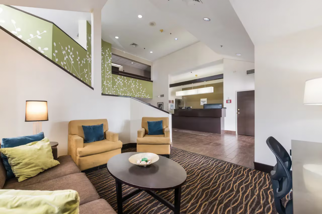 Lobby at Studio6 Suites - Knoxville, TN - Downtown, KNOXVILLE - TN