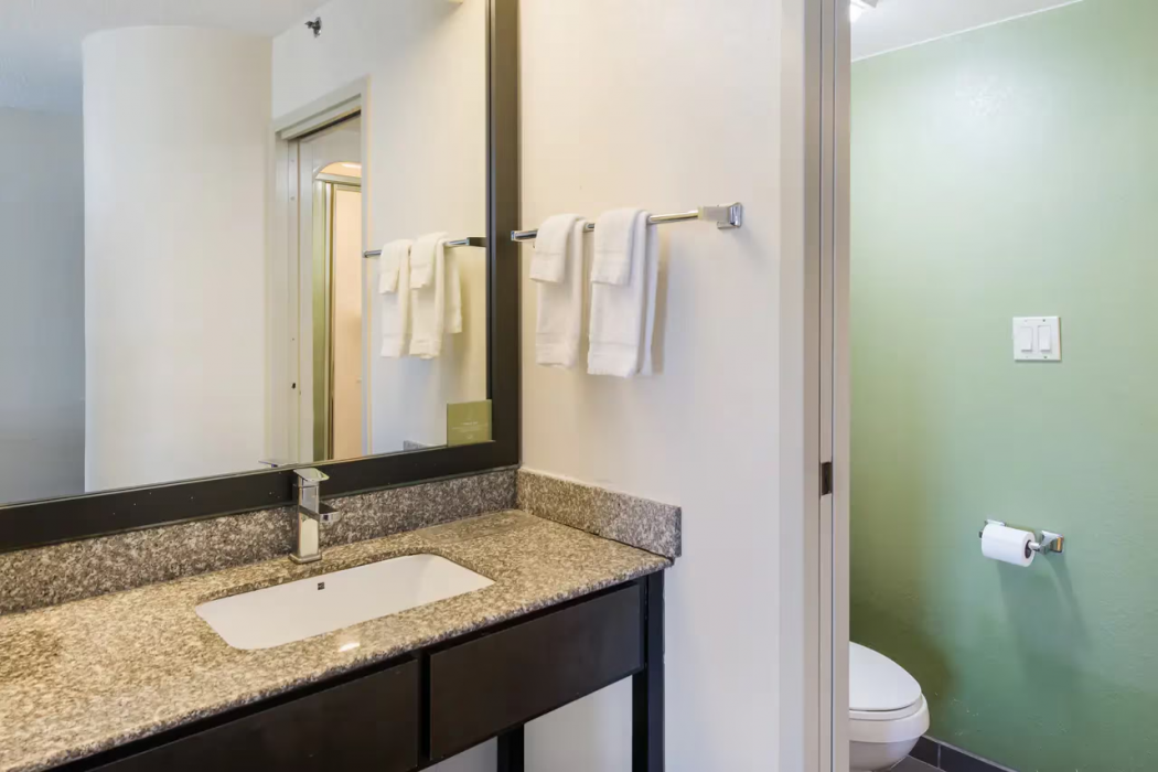 Studio6 Suites - Knoxville, TN - Downtown 15/35