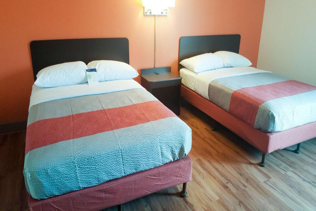 Motel6 Maryland Heights, MO 10/44