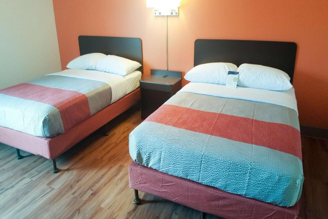 Motel6 Maryland Heights, MO 11/44