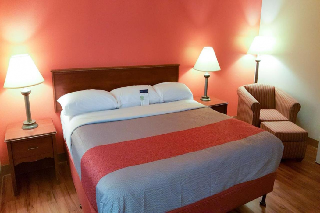 Motel6 Maryland Heights, MO 9/44