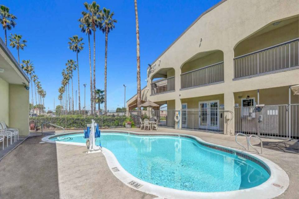 Motel6 Lodi, CA 29/47