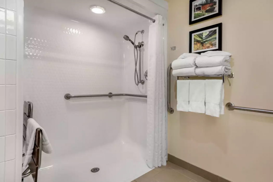 Comfort Suites Lafayette University Area 15/56