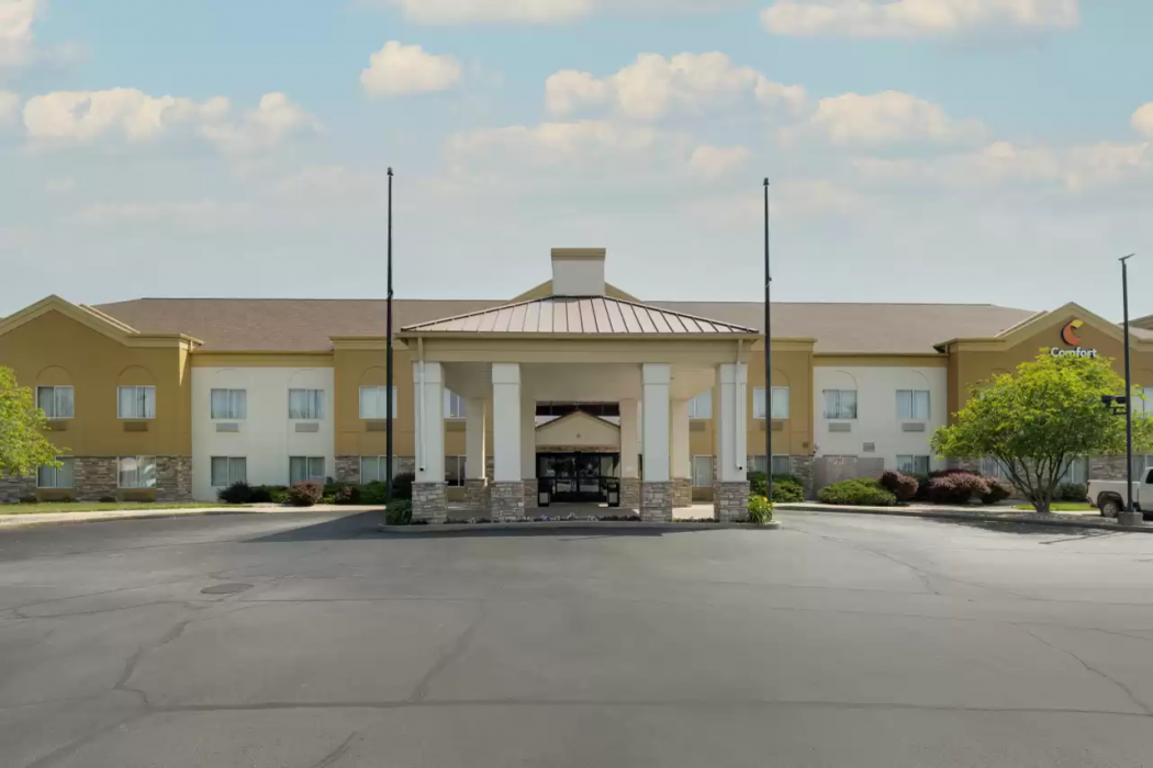 Comfort Suites Lafayette University Area 1/56
