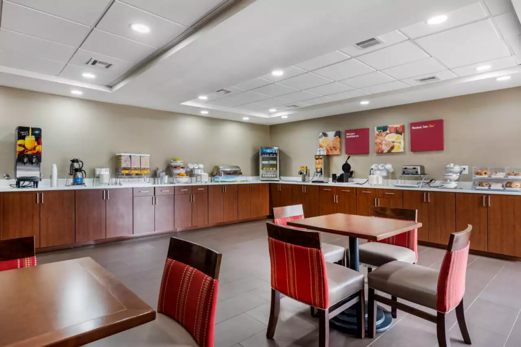 Comfort Suites Lafayette University Area 19/56