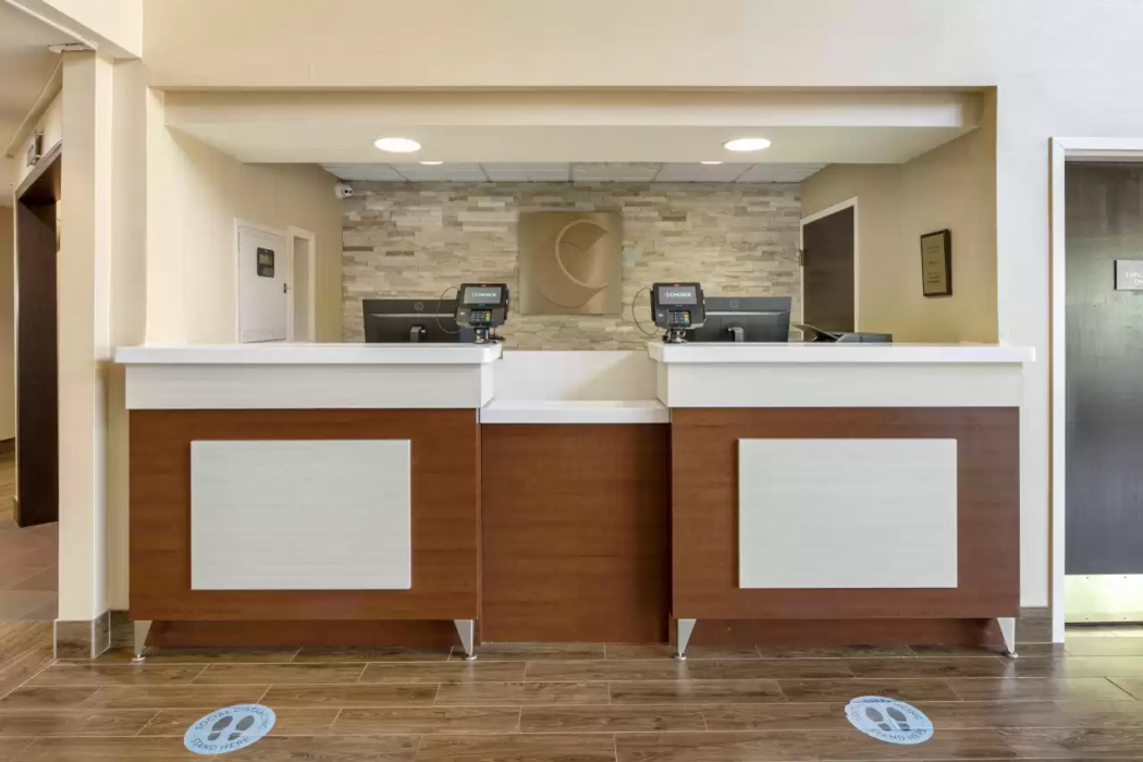 Comfort Suites Lafayette University Area 3/56