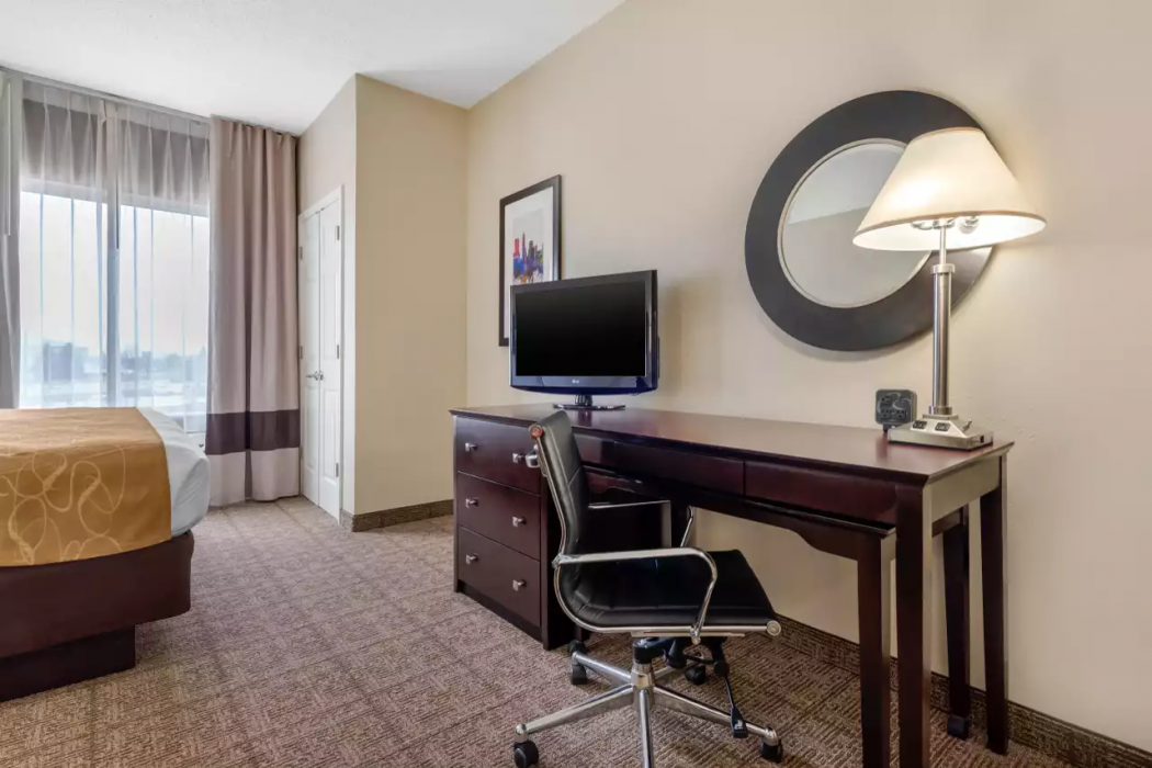 Comfort Suites Lafayette University Area 17/56