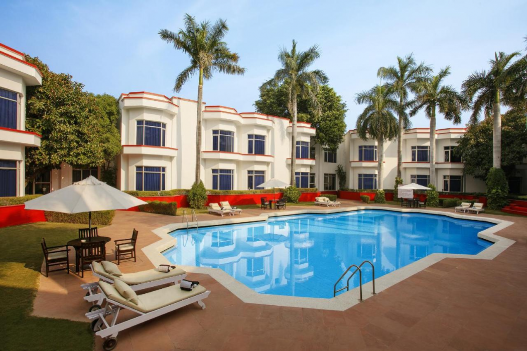 Ramada by Wyndham Khajuraho 17/31