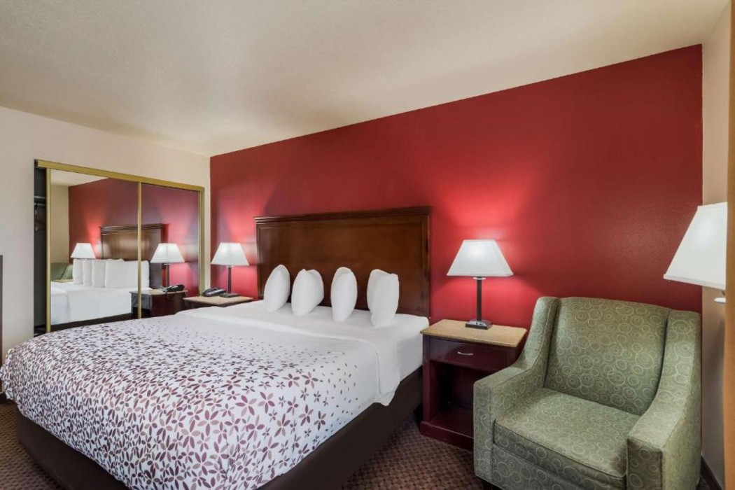 SureStay Plus Hotel by Best Western Silver City 5/27