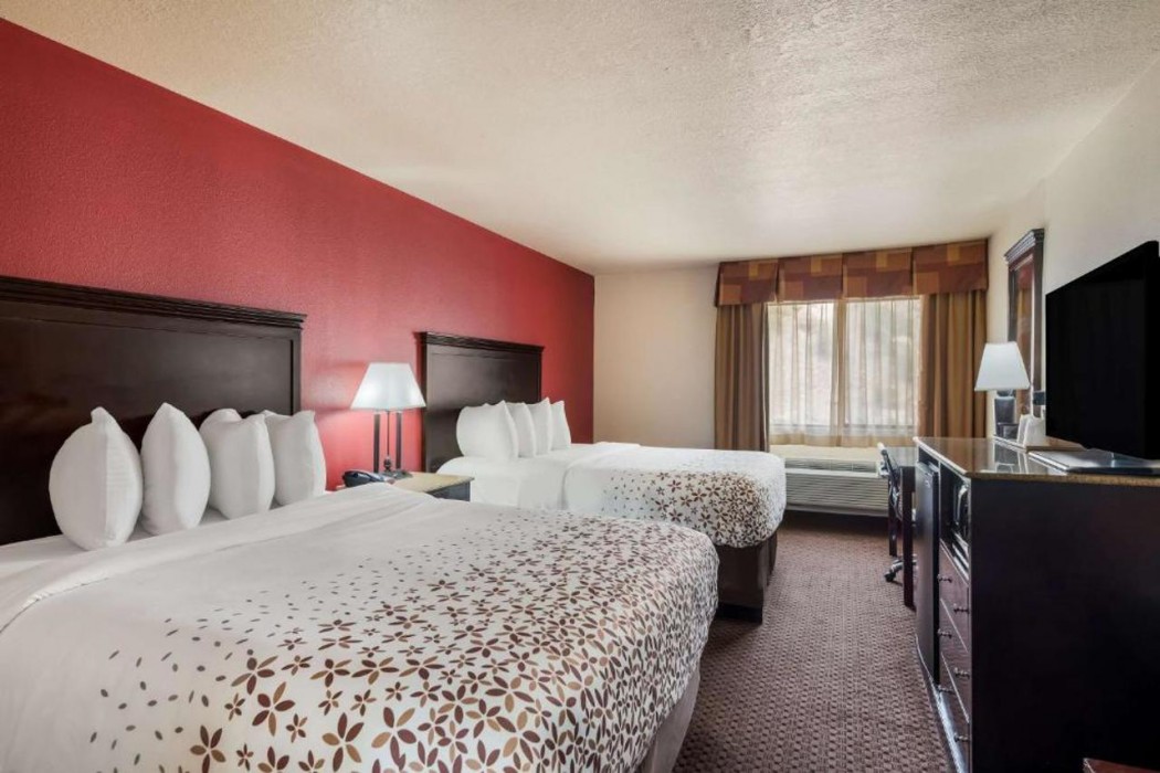 SureStay Plus Hotel by Best Western Silver City 8/27