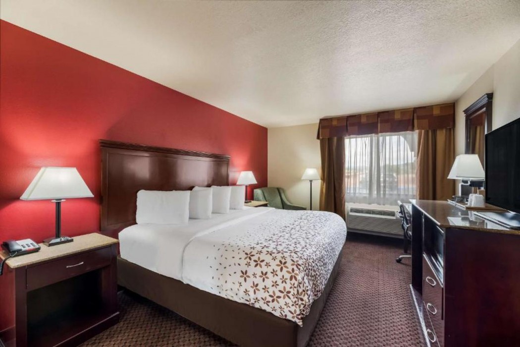 SureStay Plus Hotel by Best Western Silver City 6/27