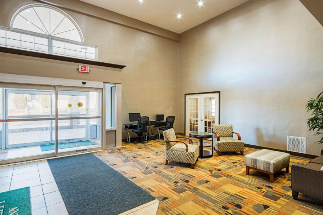Quality Inn Fairmont 6/33