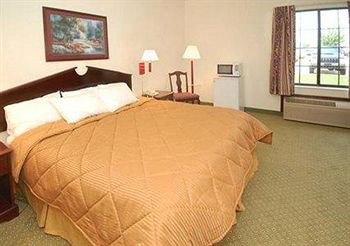 Columbia Inn And Suites 1/10