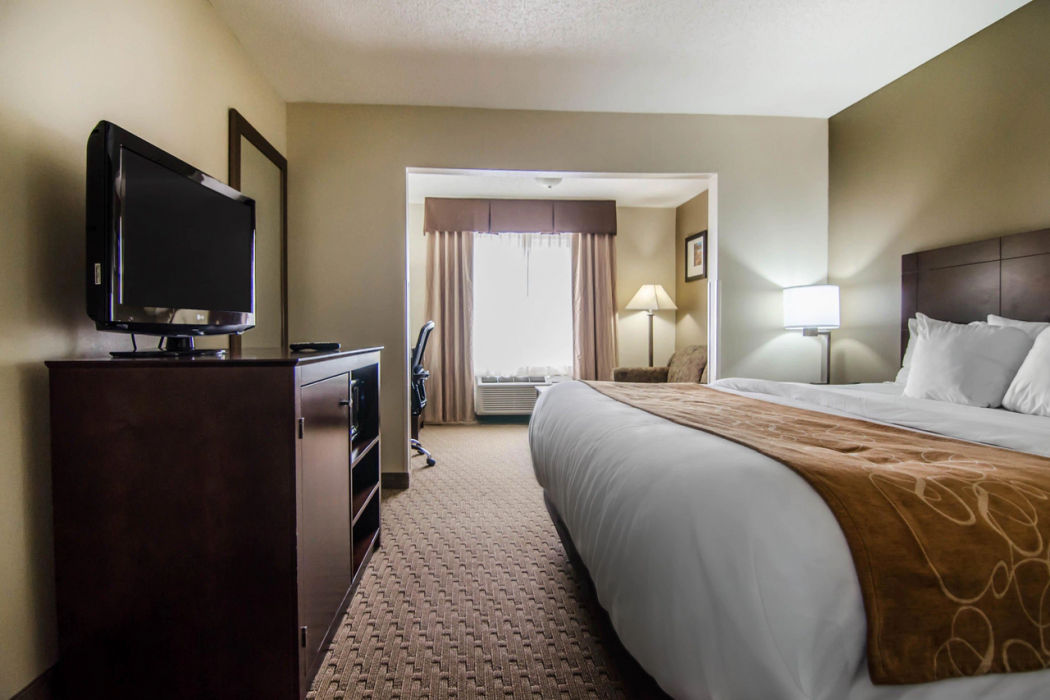 Quality Suites St. Joseph 5/24
