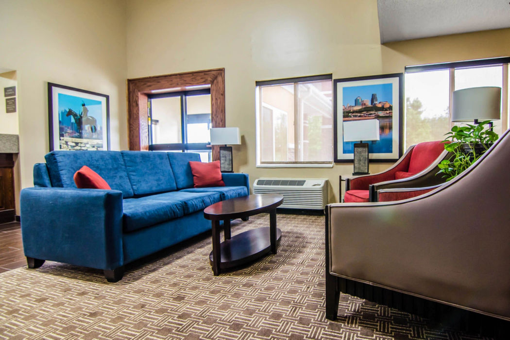 Quality Suites St. Joseph 2/24