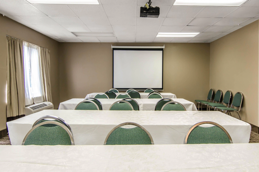 Quality Suites St. Joseph 11/24