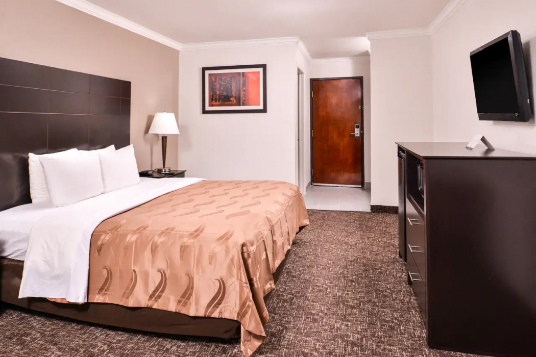 Quality Inn & Suites Beaumont 14/32