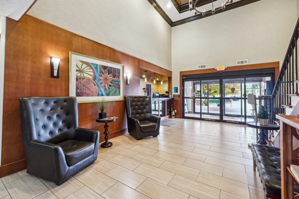 Quality Inn & Suites Dawsonville GA 19/40