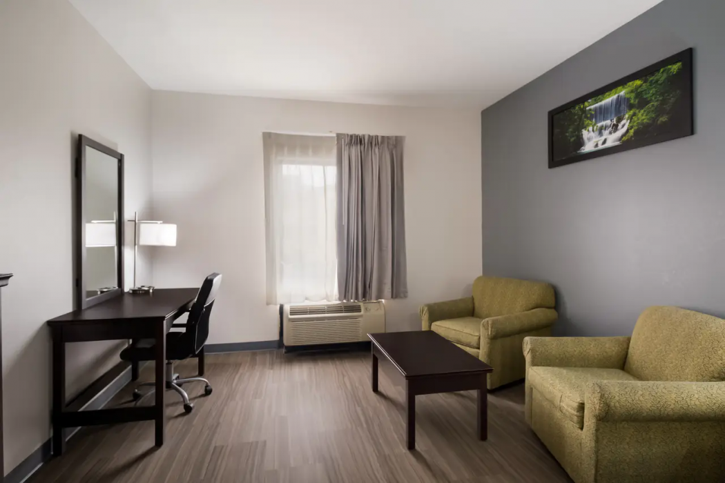 Quality Inn Columbia I-65 8/21