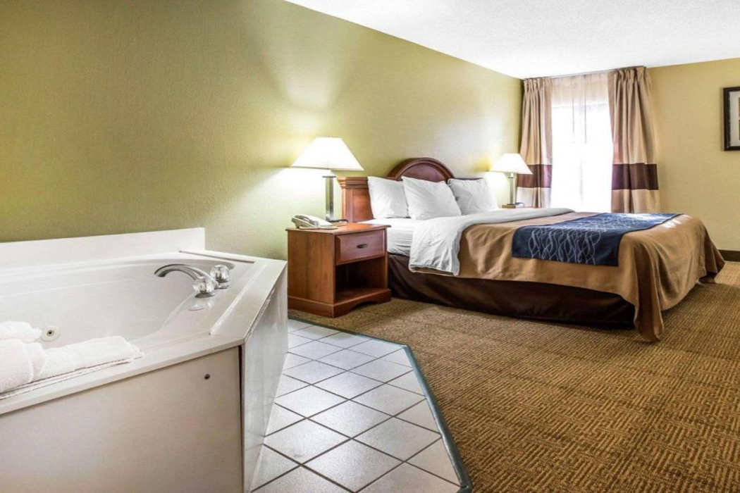 Quality Inn Darien-North Brunswick 12/25