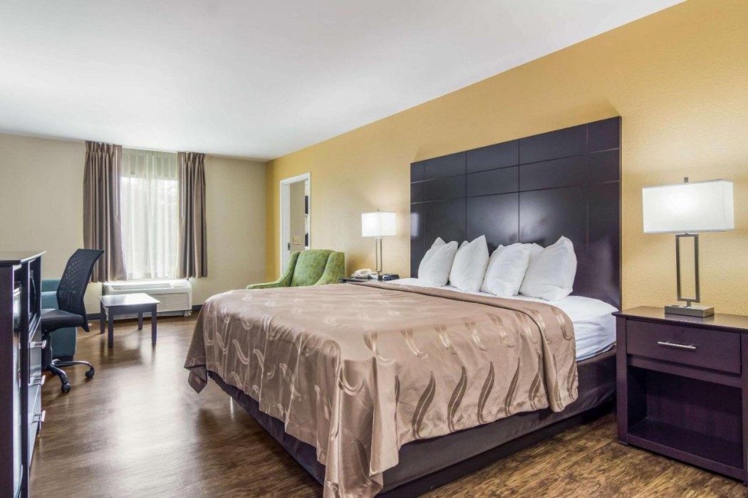 Quality Inn and Suites Canton, GA 10/25