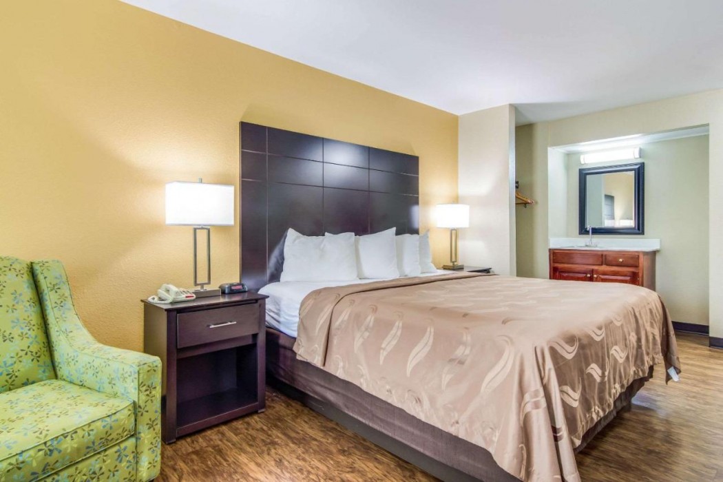 Quality Inn and Suites Canton, GA 8/25