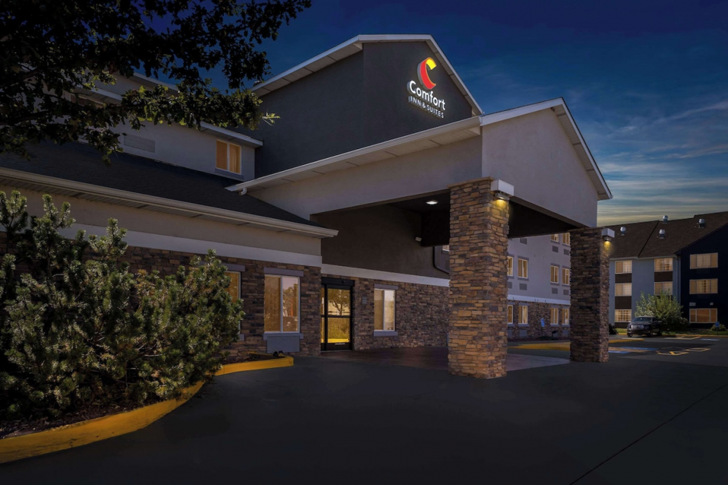 Comfort Inn & Suites Greeley, CO 1/54