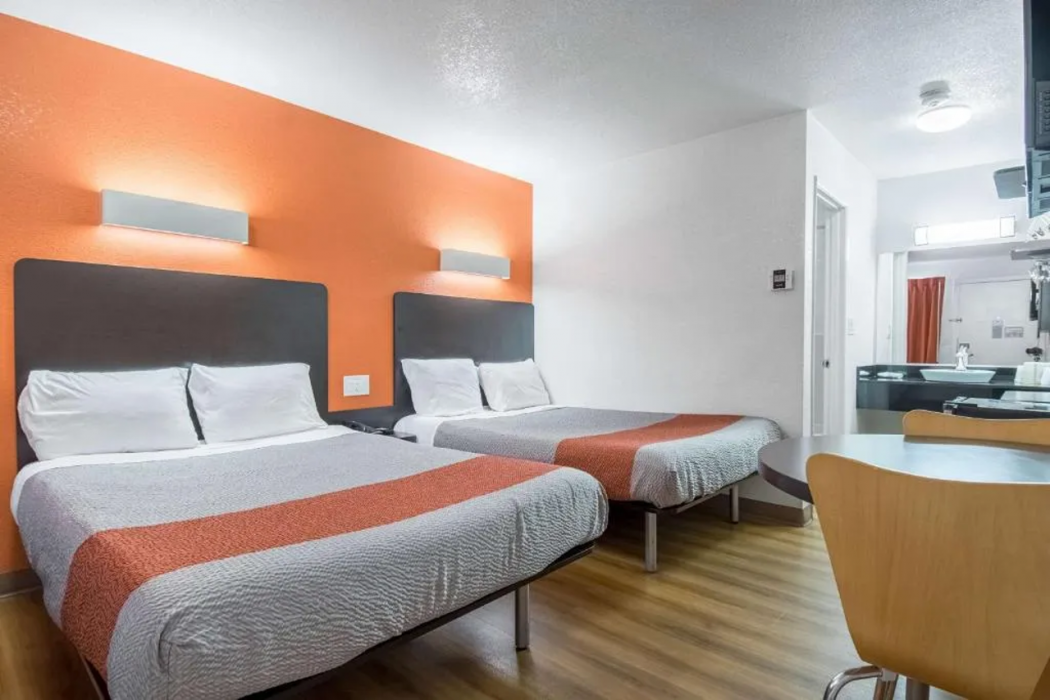 Motel6 Bakersfield, CA - Central 13/44