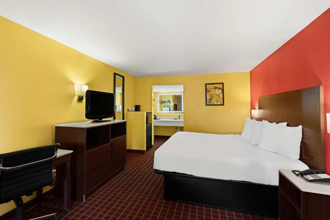 SureStay by Best Western Gulfport 4/25