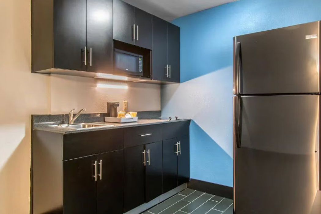 Hawthorn Extended Stay by Wyndham Chambersburg 11/14