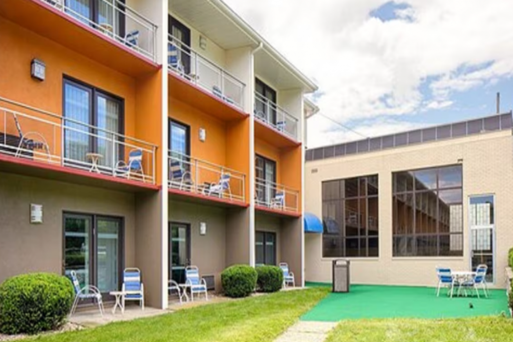 Hawthorn Extended Stay by Wyndham Chambersburg 2/14