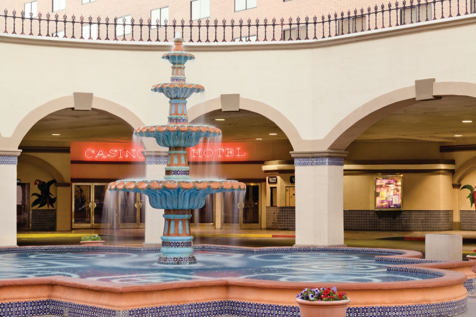 Harrah’s Laughlin - A Caesars Rewards Destination 4/85