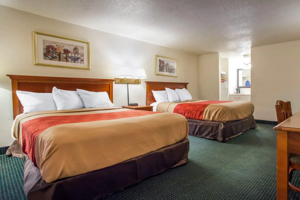 Econo Lodge Somers Point 6/23