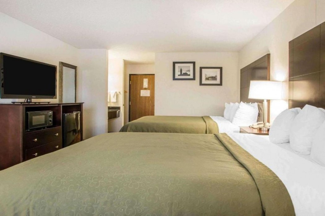 Quality Inn St. Mary's, OH 9/36