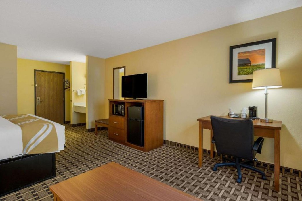 Quality Inn Ashland I-70 and US 250 11/31