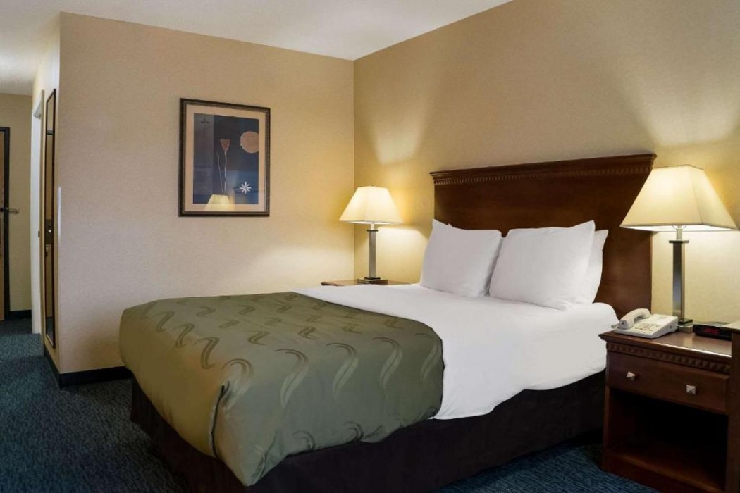 Quality Inn Grand Blanc - Flint South 10/23
