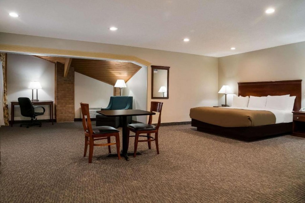 Quality Inn Grand Blanc - Flint South 14/23