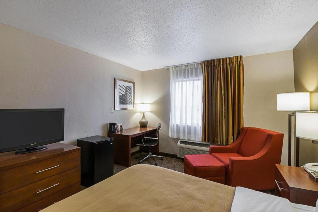 Quality Inn Waverly IA 14/51