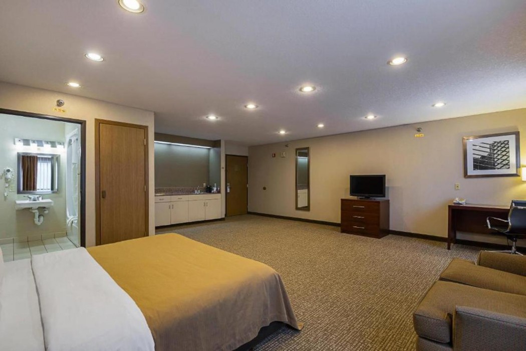 Quality Inn Waverly IA 15/51