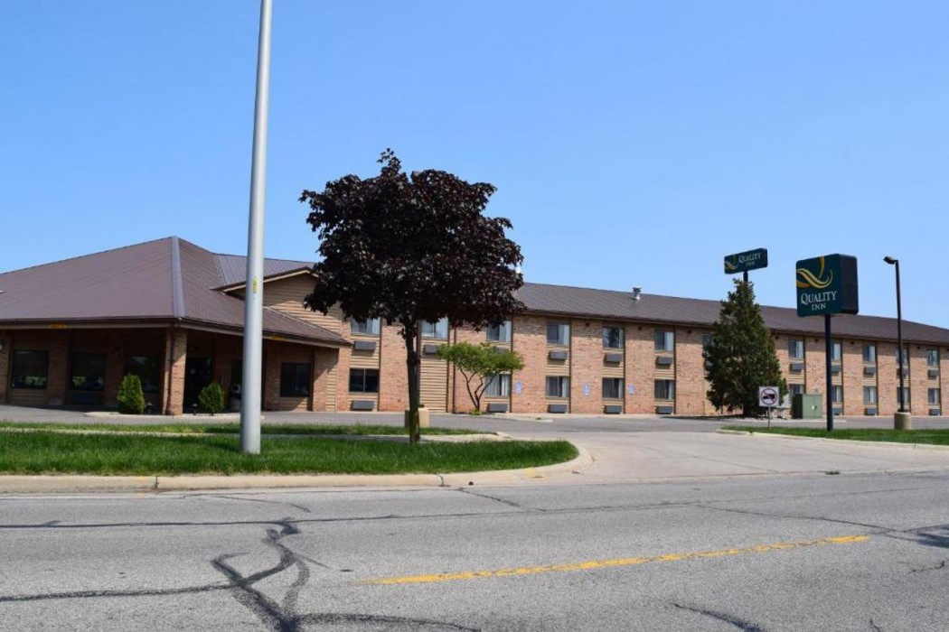 Quality Inn Dundee, MI 1/30