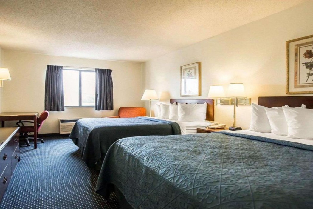 Quality Inn Dundee, MI 9/30