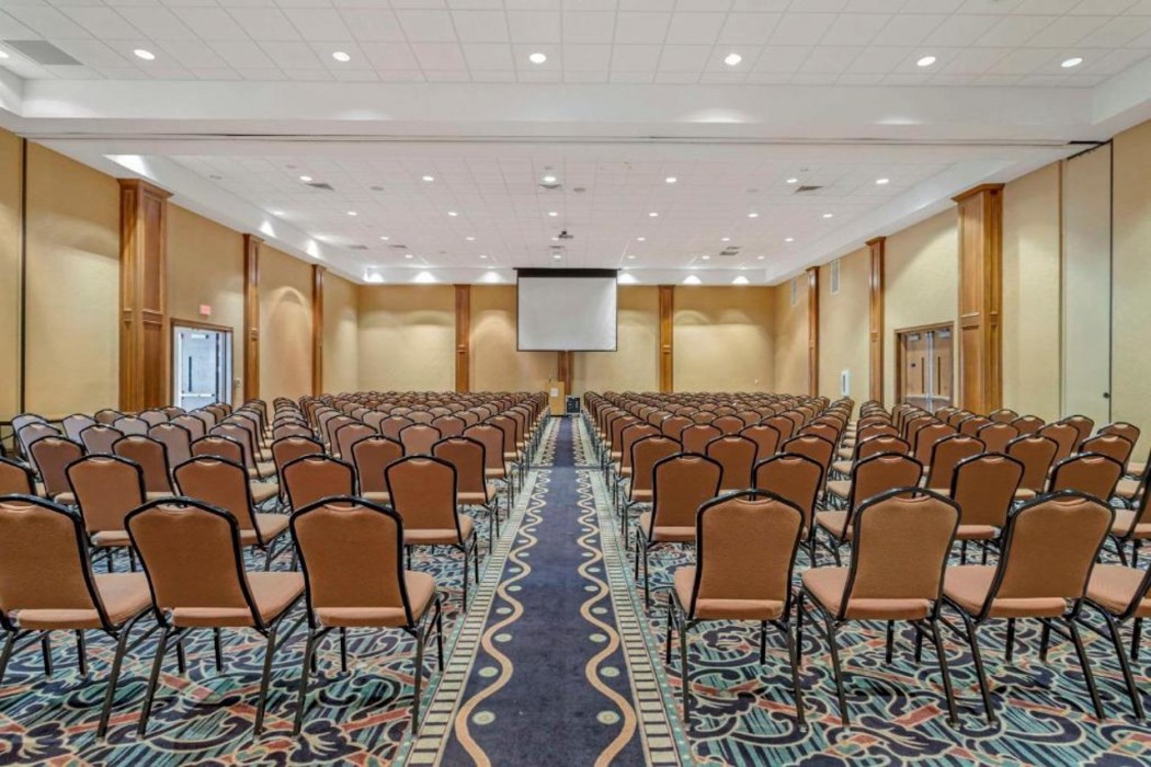 LeConte Hotel & Convention Center, an Ascend Collection Hotel 11/35