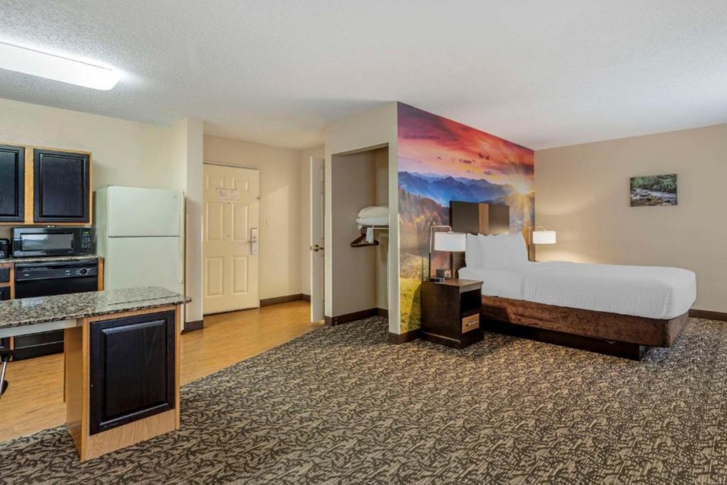LeConte Hotel & Convention Center, an Ascend Collection Hotel 8/35