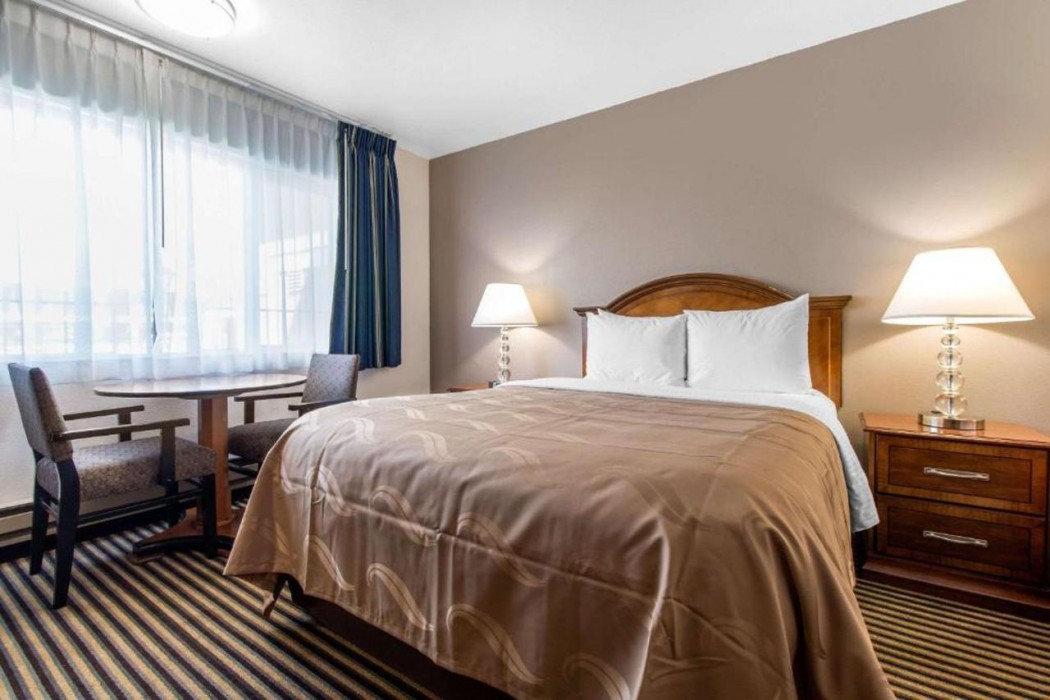 Ramada Bayside Inn and Suites 6/18